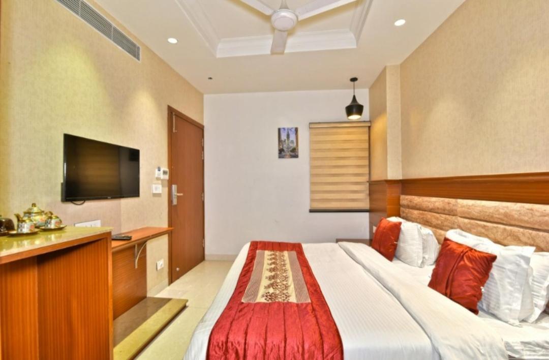 Hotel Highland Амритсар Экстерьер фото